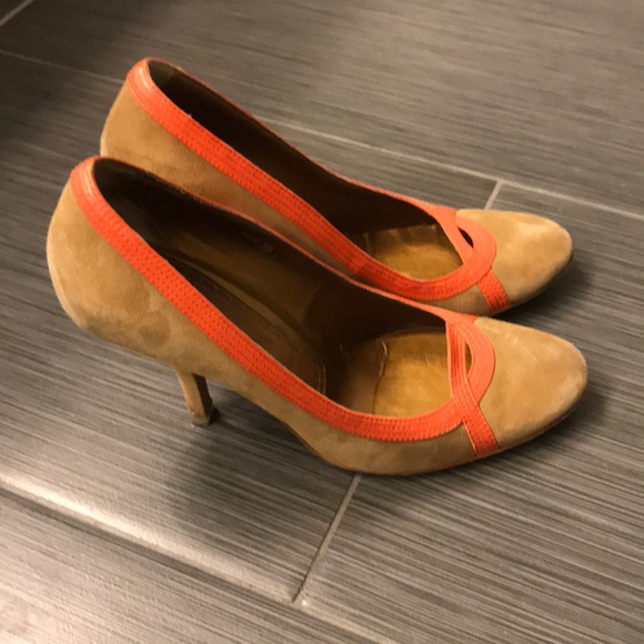 Shoes - Picture 2 of 4